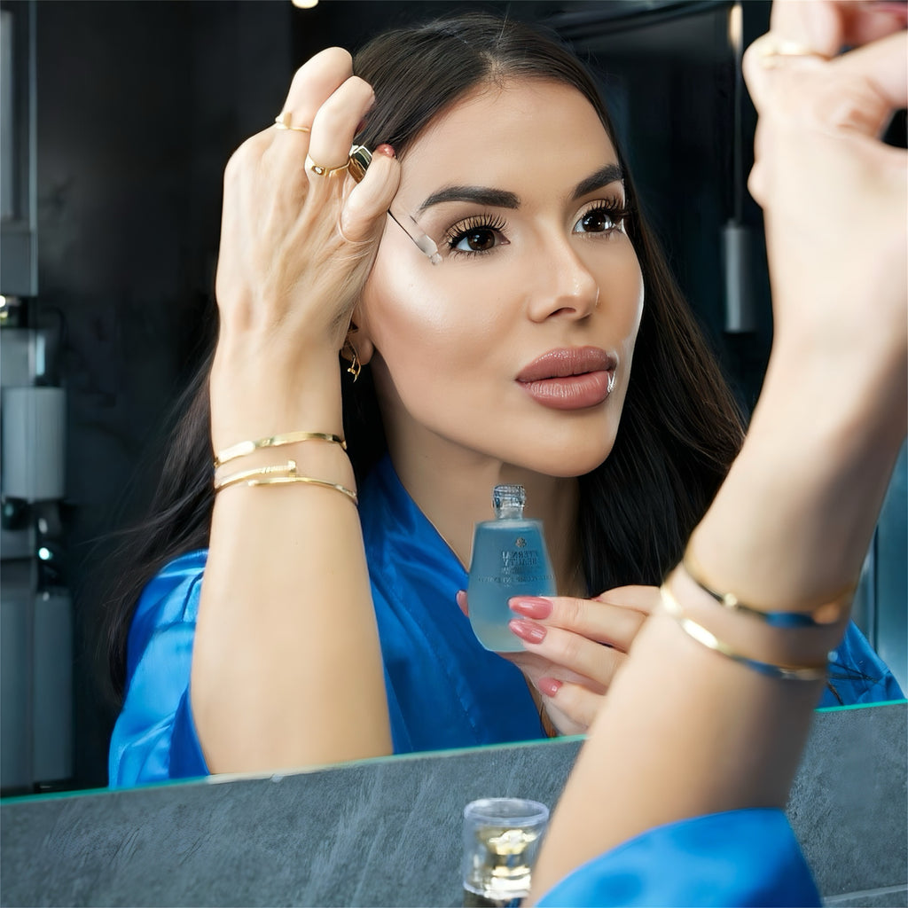 Anti-aging plumping serum luxury skincare